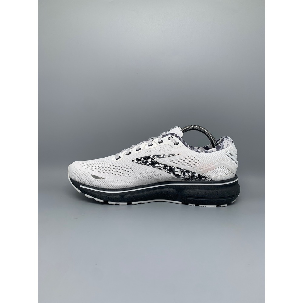 Brooks Ghost 15 White Black Grey Camo Running Shoes 1203801B149 Women's Sz 11 - Picture 6 of 10